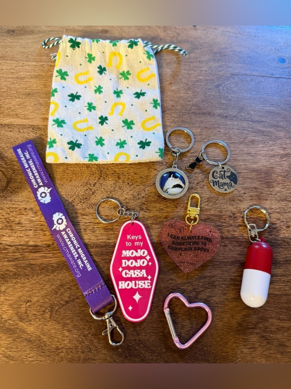 New, Lot of 7 Novelty Keychains with Bag- see photos/description